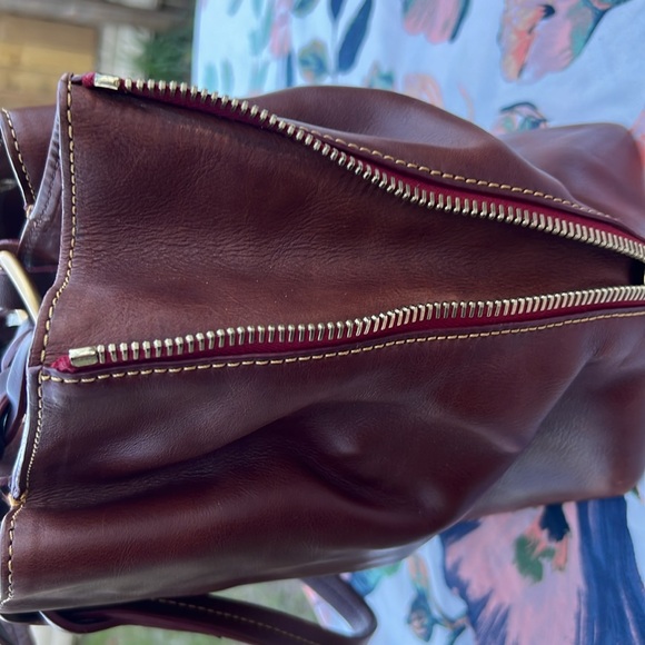 Pre Loved Dooney & Bourke Brown Leather Handbag - Picture 15 of 16